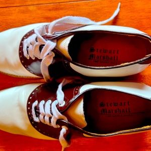 STEWART MARSHALL  FINE LEATHER MENS SADDLE SHOES. WORN 2 TIMES ONLY